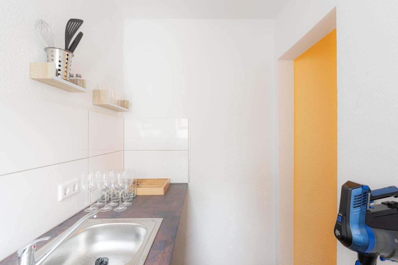 - Magical Harry Potter Apartment In Duisburg - 2 Mins Central Station Hbf - Kingsize Bed & Netflix - Kültér fotó