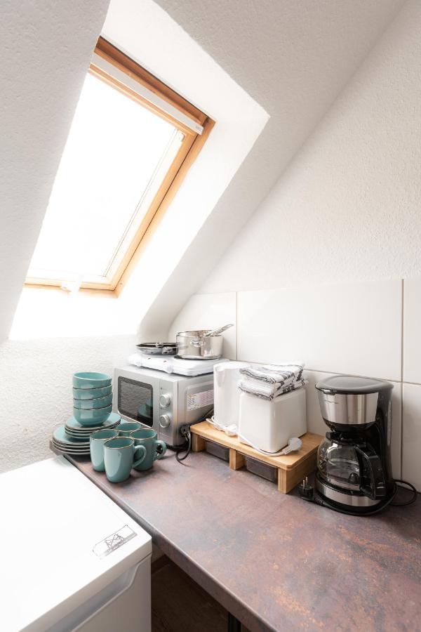 - Magical Harry Potter Apartment In Duisburg - 2 Mins Central Station Hbf - Kingsize Bed & Netflix - Kültér fotó